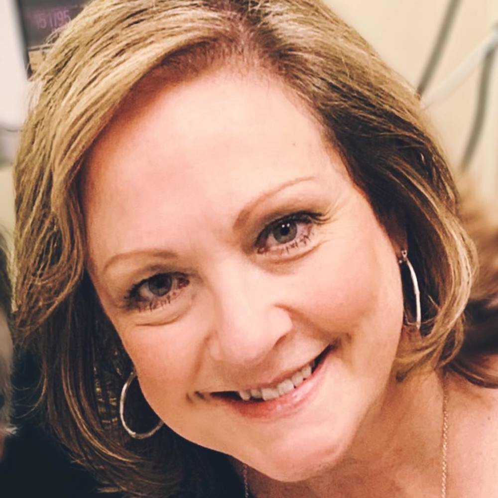 Meet your Posher, Debbie